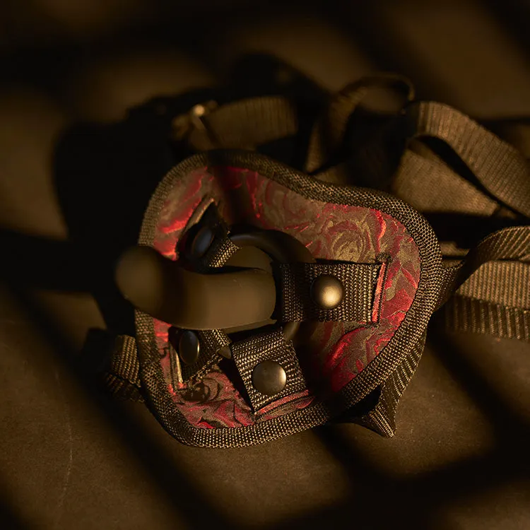 Rosegasm Heart Shaped Strap-On Harness Kit